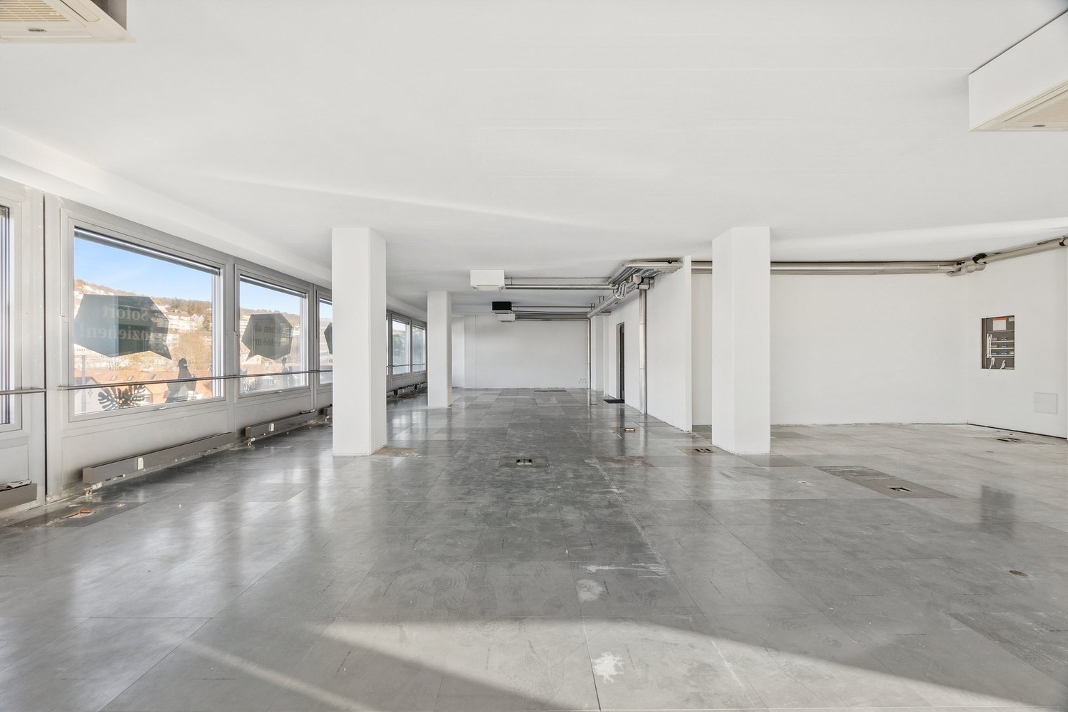 194m² office