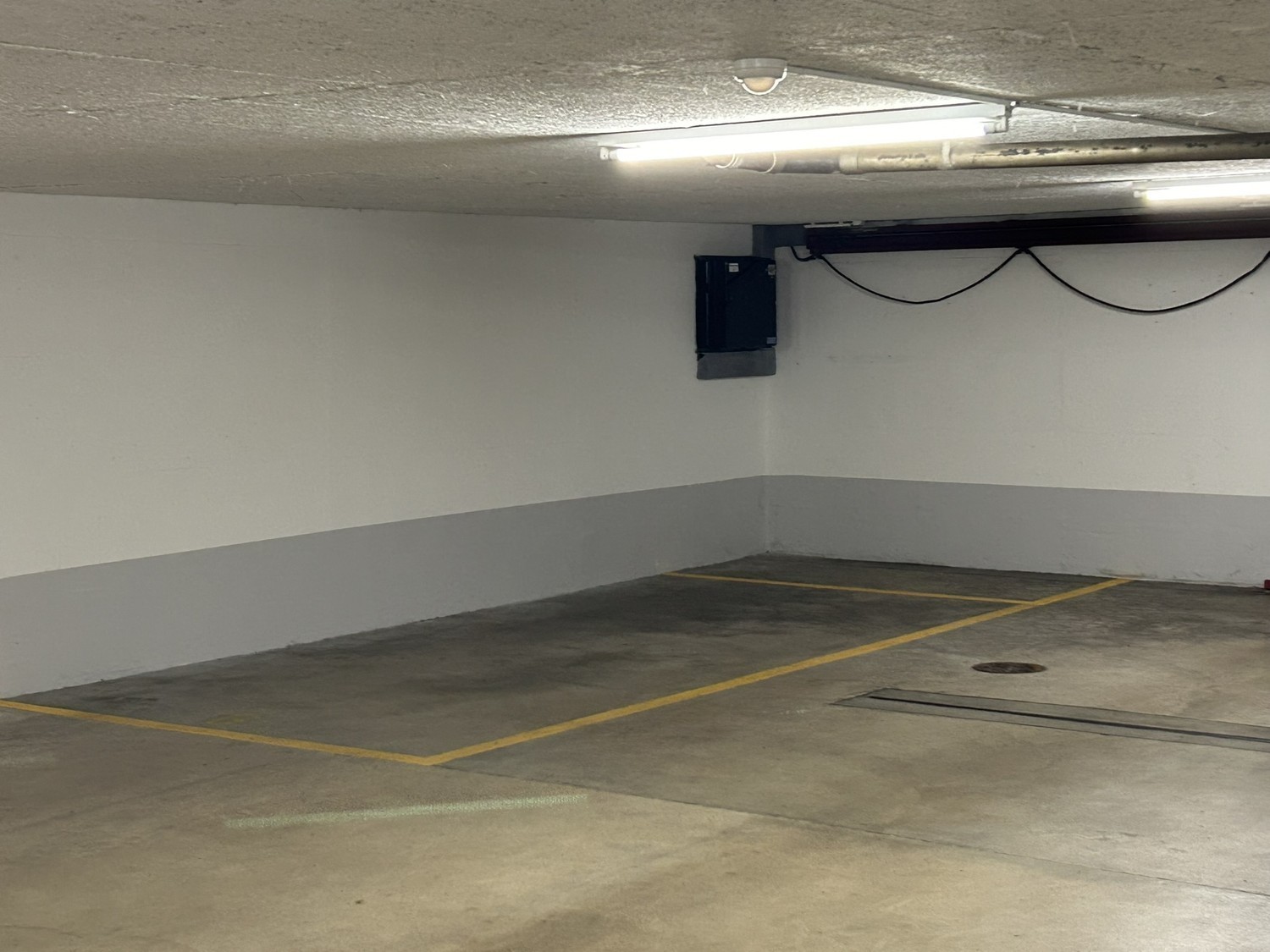 Underground slot