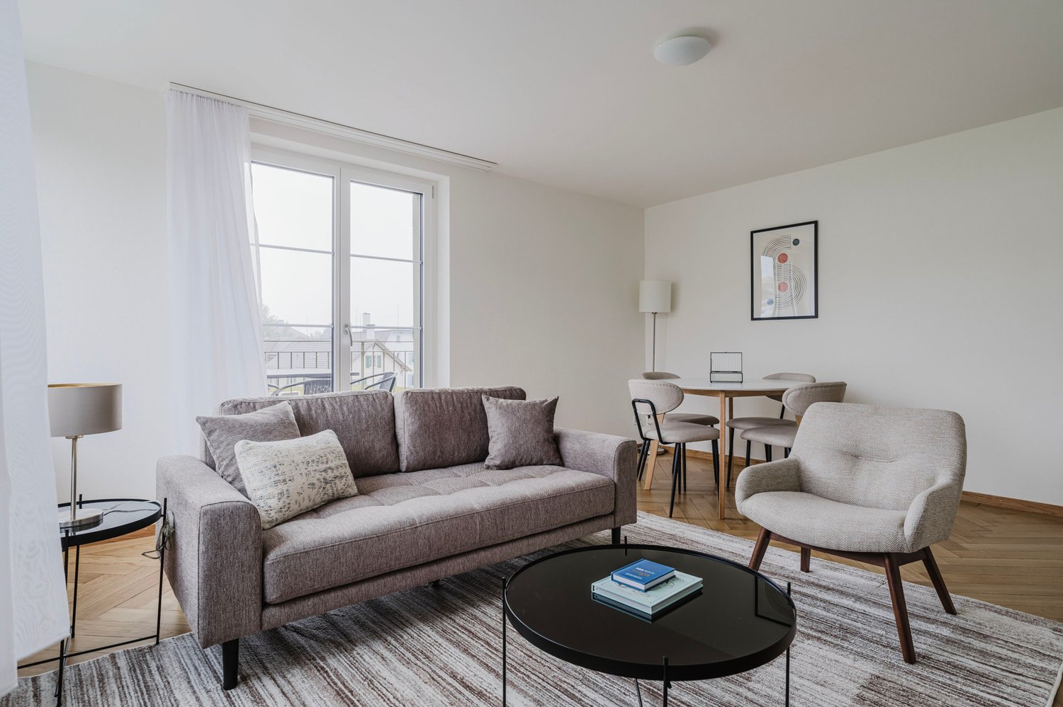 2 rooms furnished flat