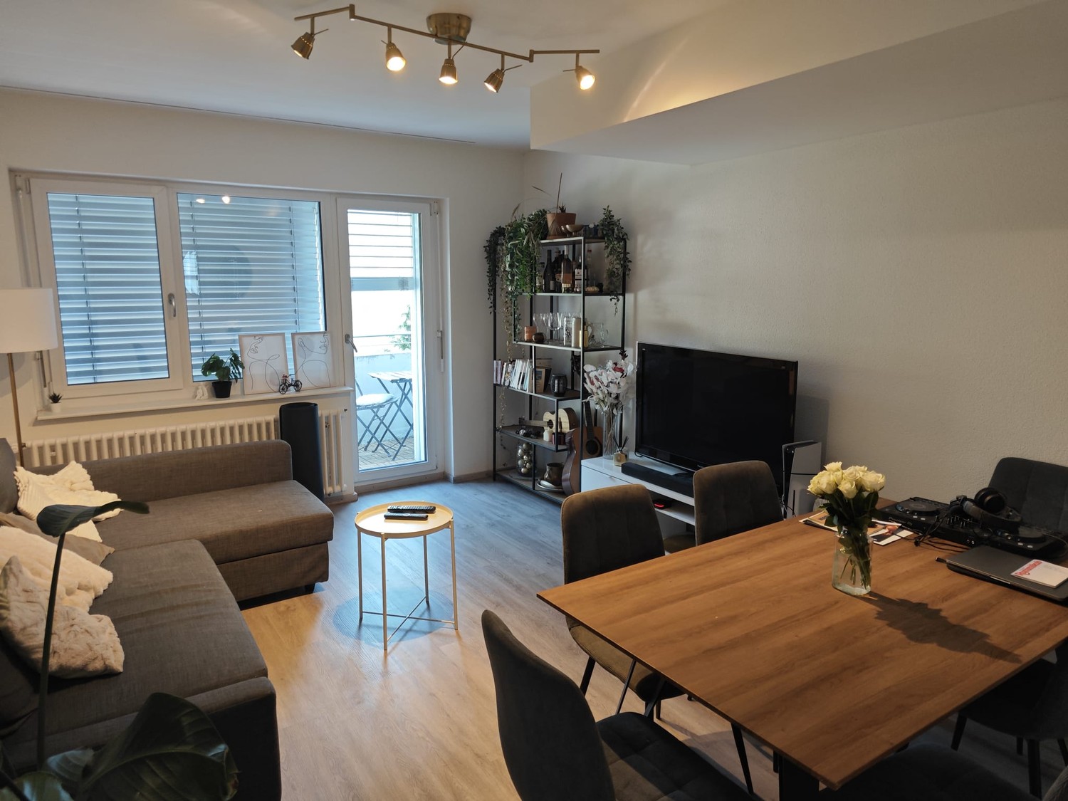 2 ½ rooms apartment
