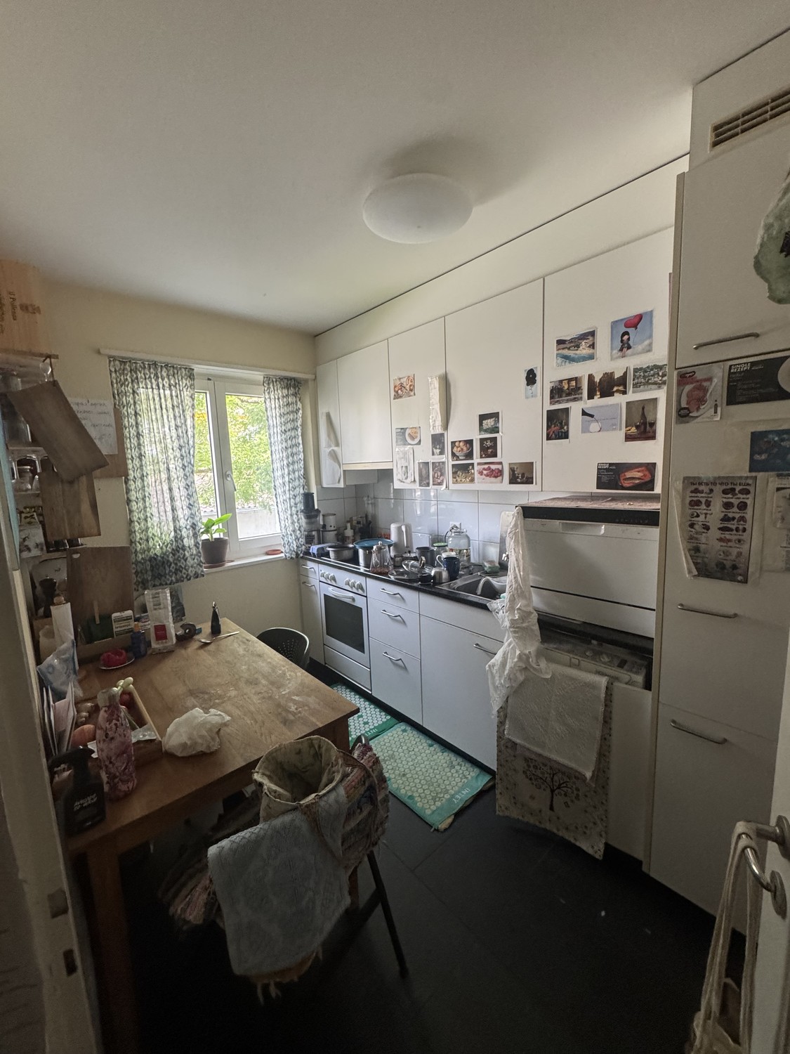 2 ½ room apartment","description":"2.5 room apartment, some furniture can be taken over."}