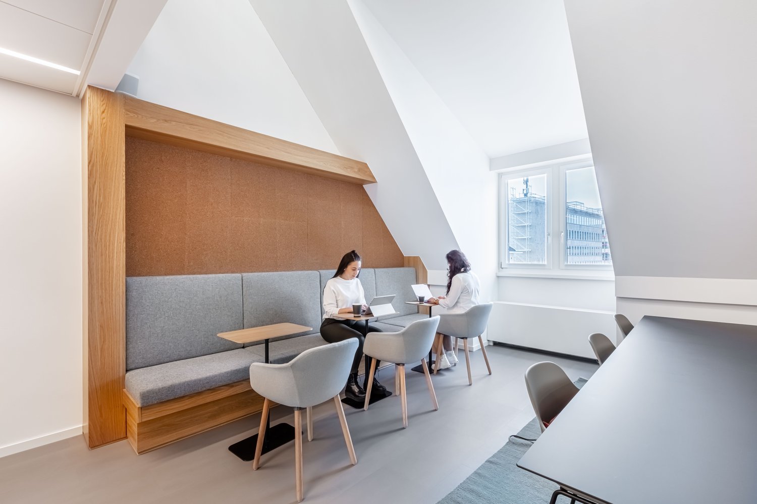 10m² office