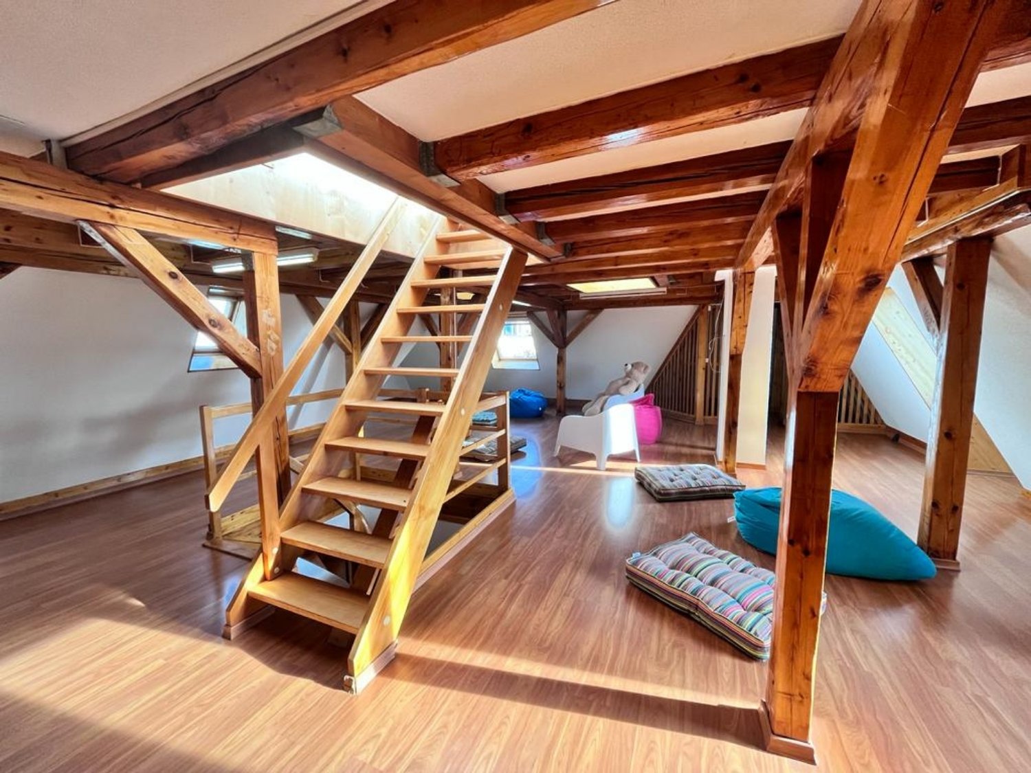 1 room single room