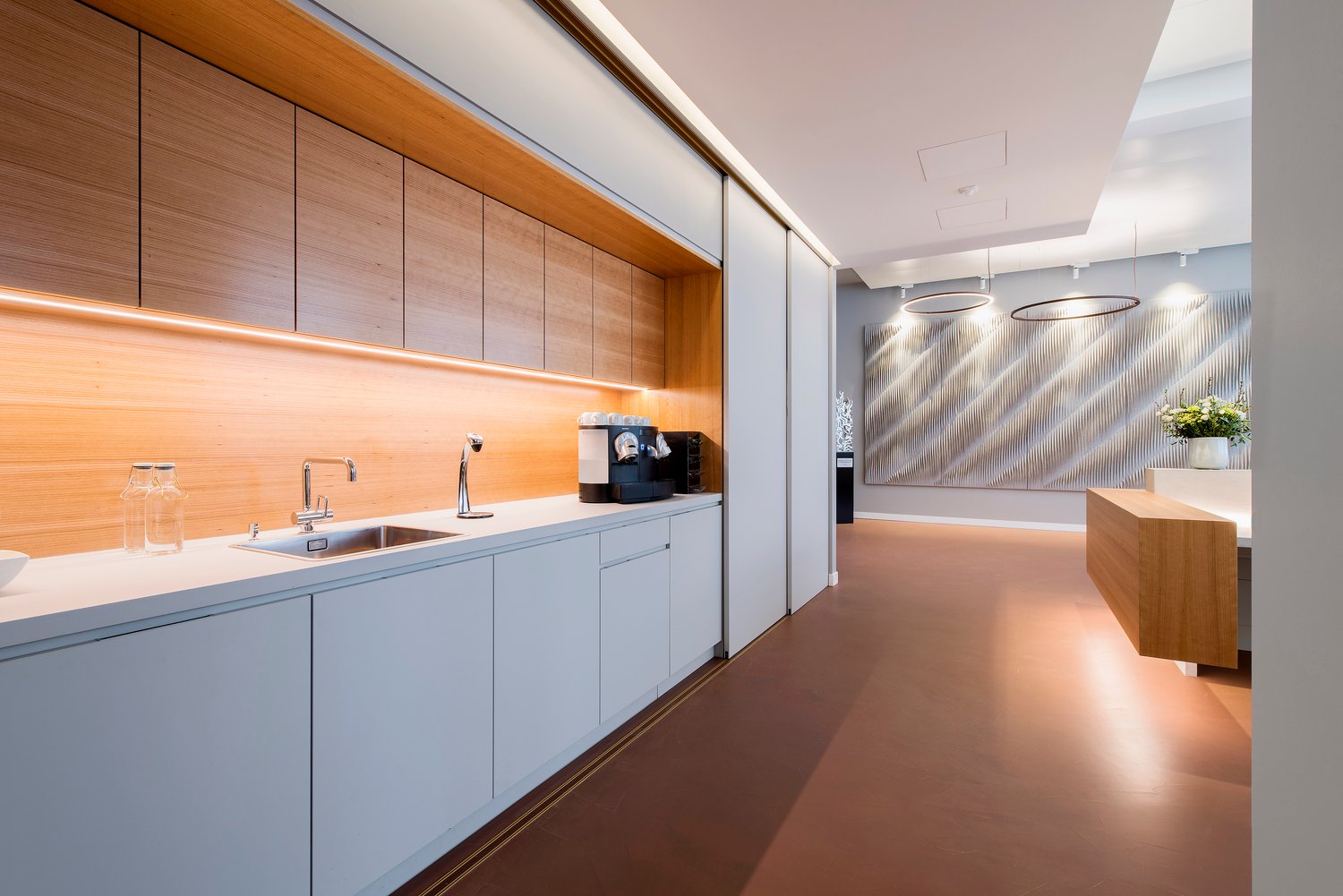 1400m² office