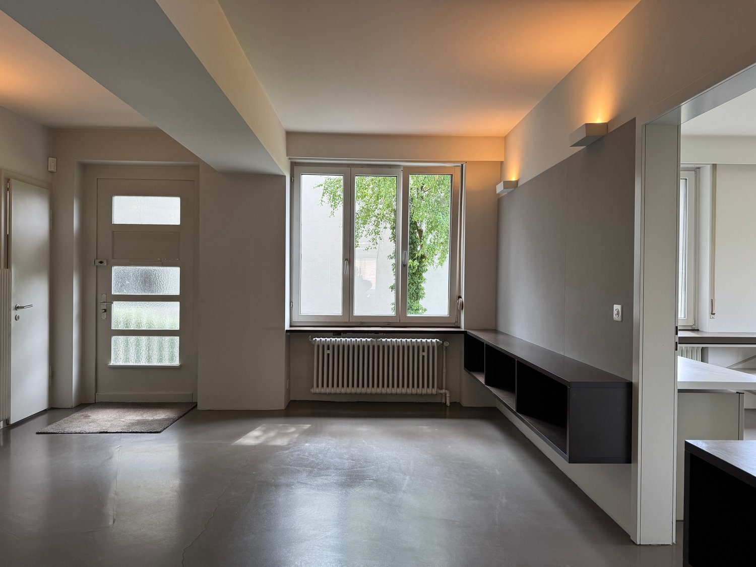 212m² office
