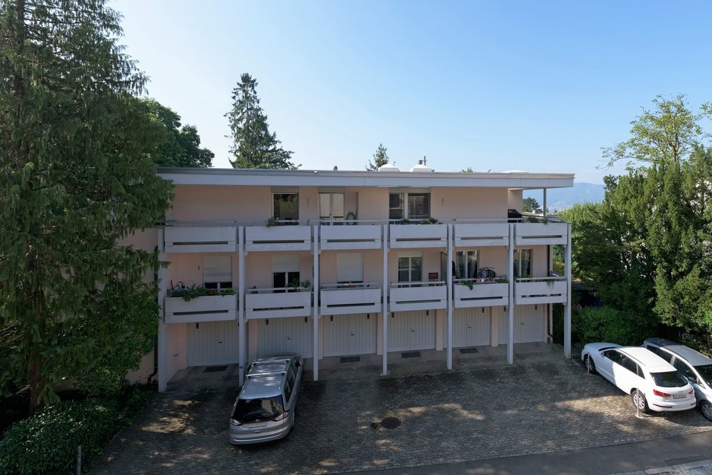 Single garage