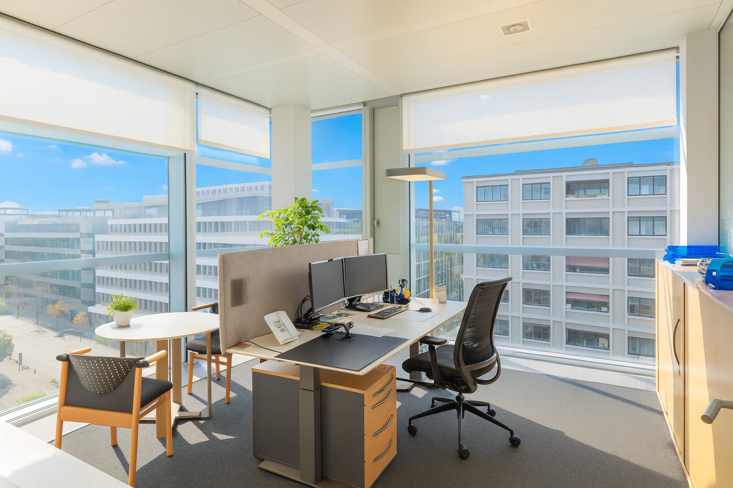 479m² office