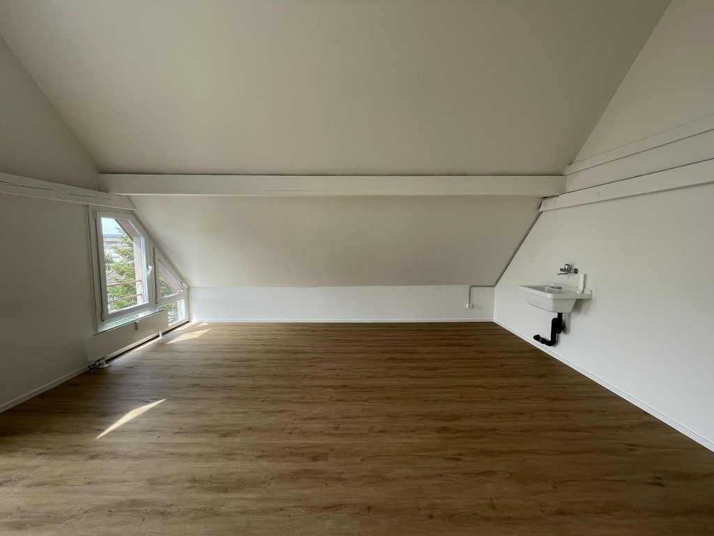 12m² commercial