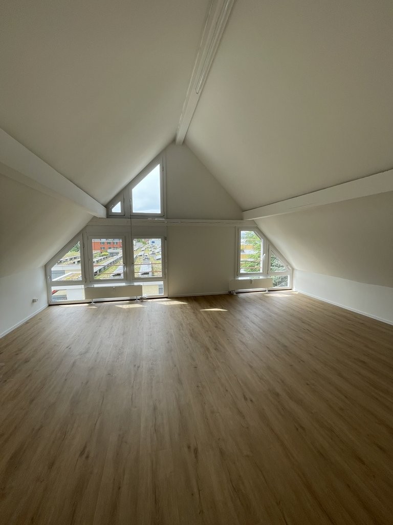 12m² commercial