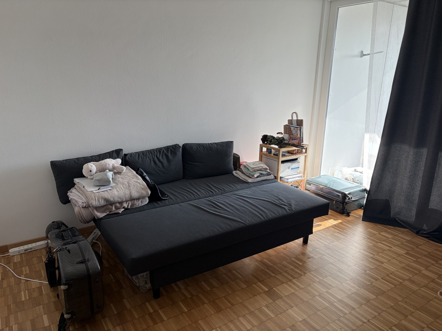 Glatttalstrasse 102, 8052 Zürich - CHF 1200 incl. utilities per month