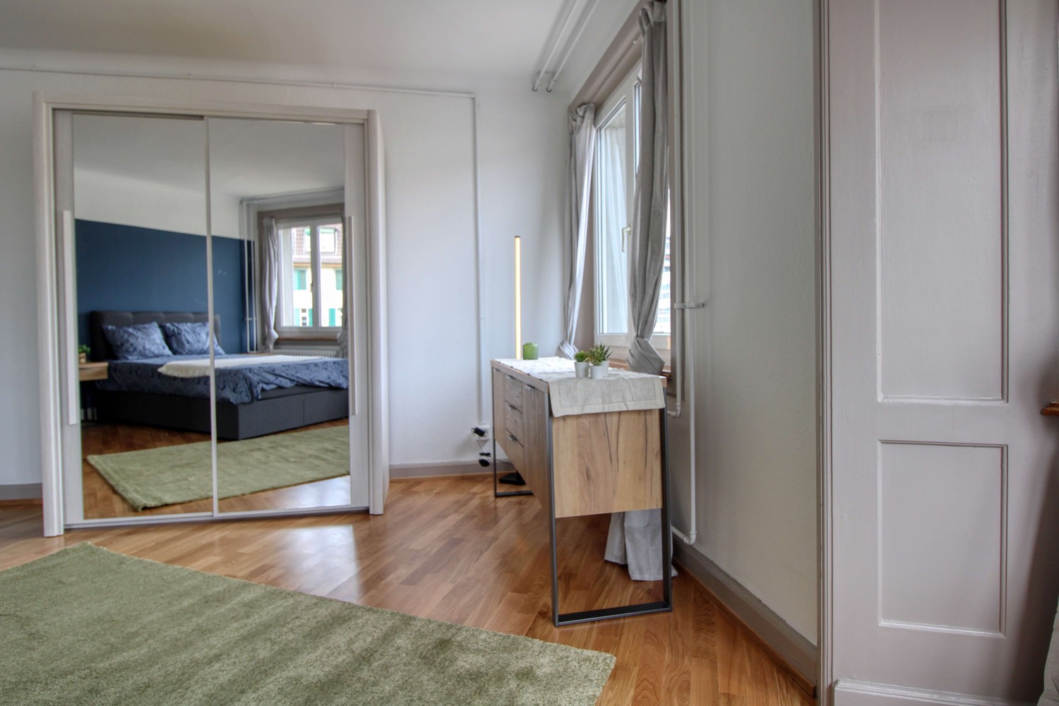 1 room single room