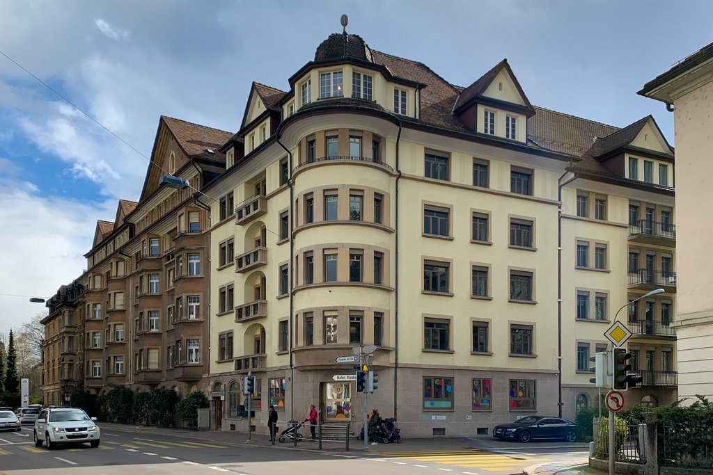 139m² office