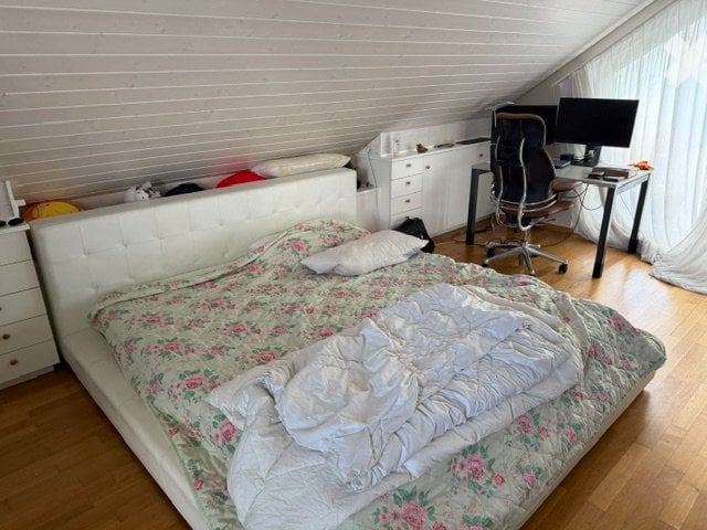 1 room single room