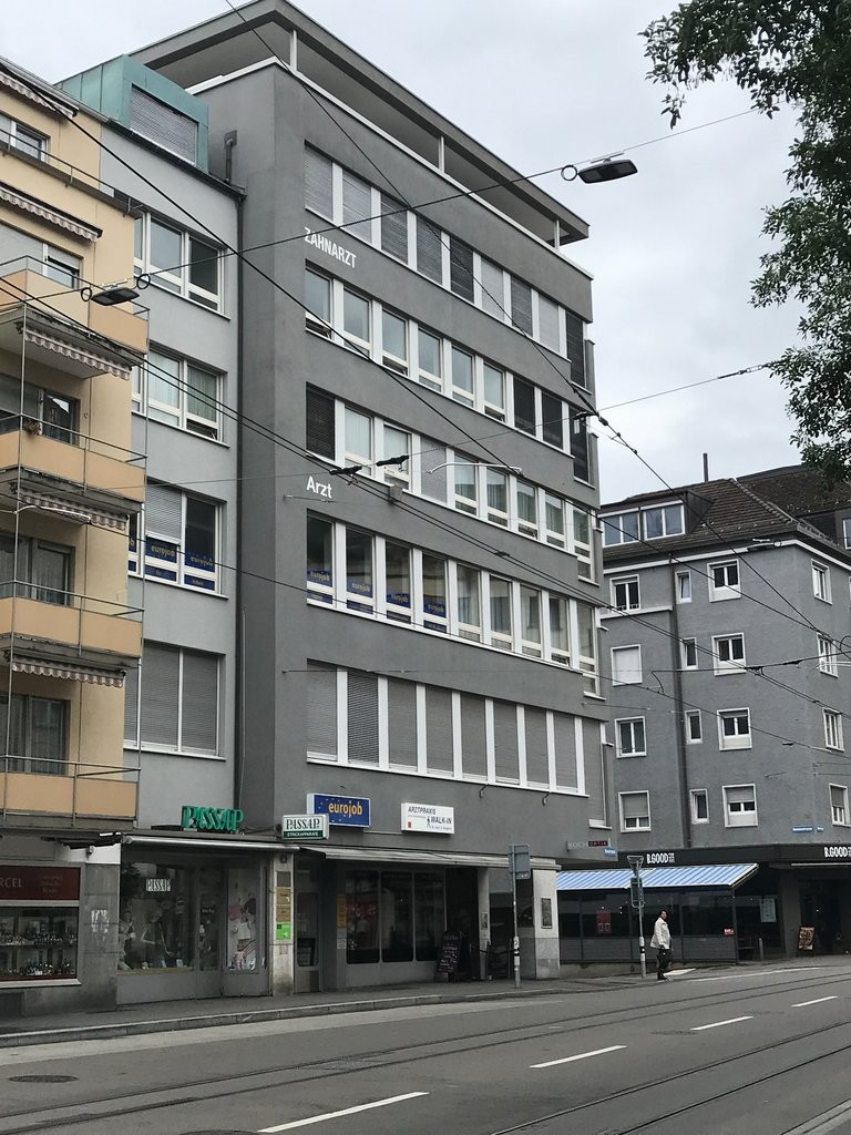 55m² office