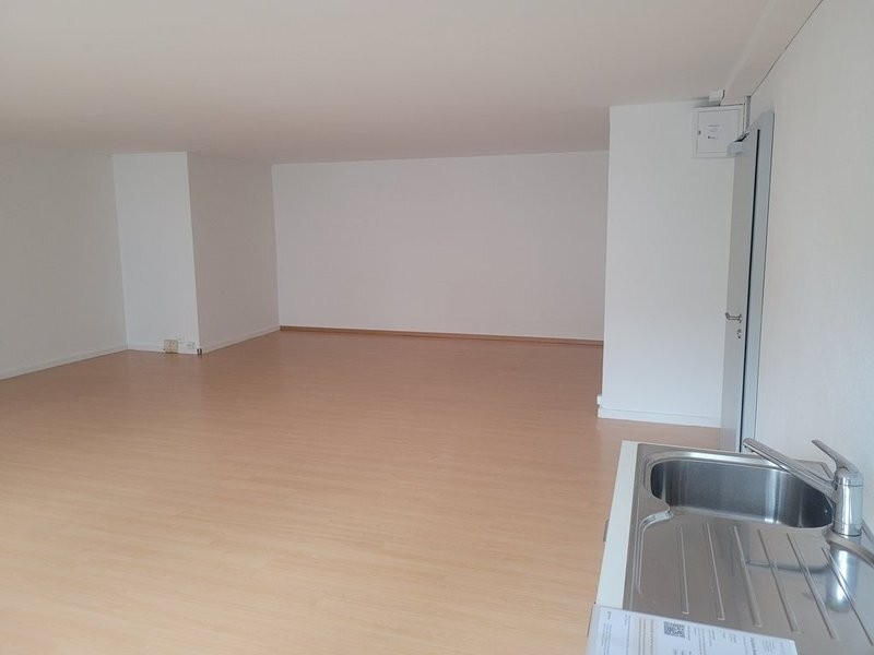 55m² office