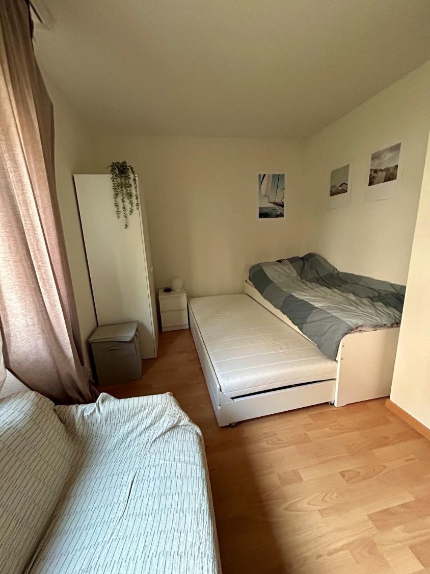 2 rooms single house