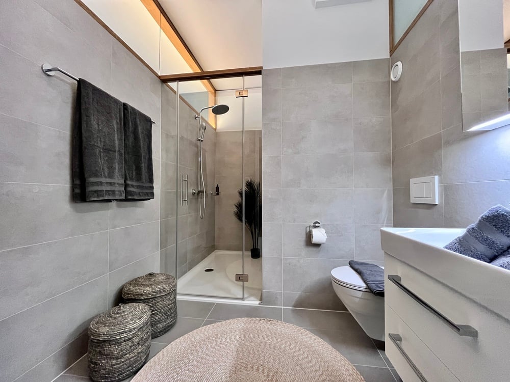 2 rooms furnished flat