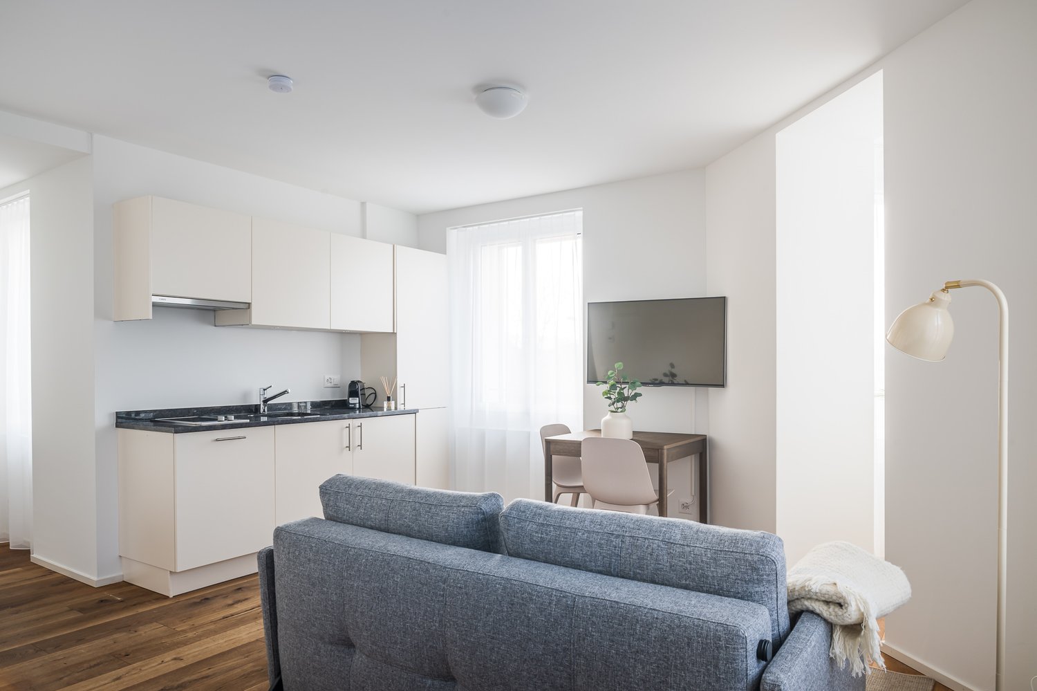1 ¾ rooms furnished flat