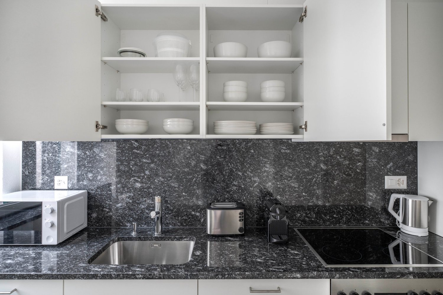 3 rooms furnished flat