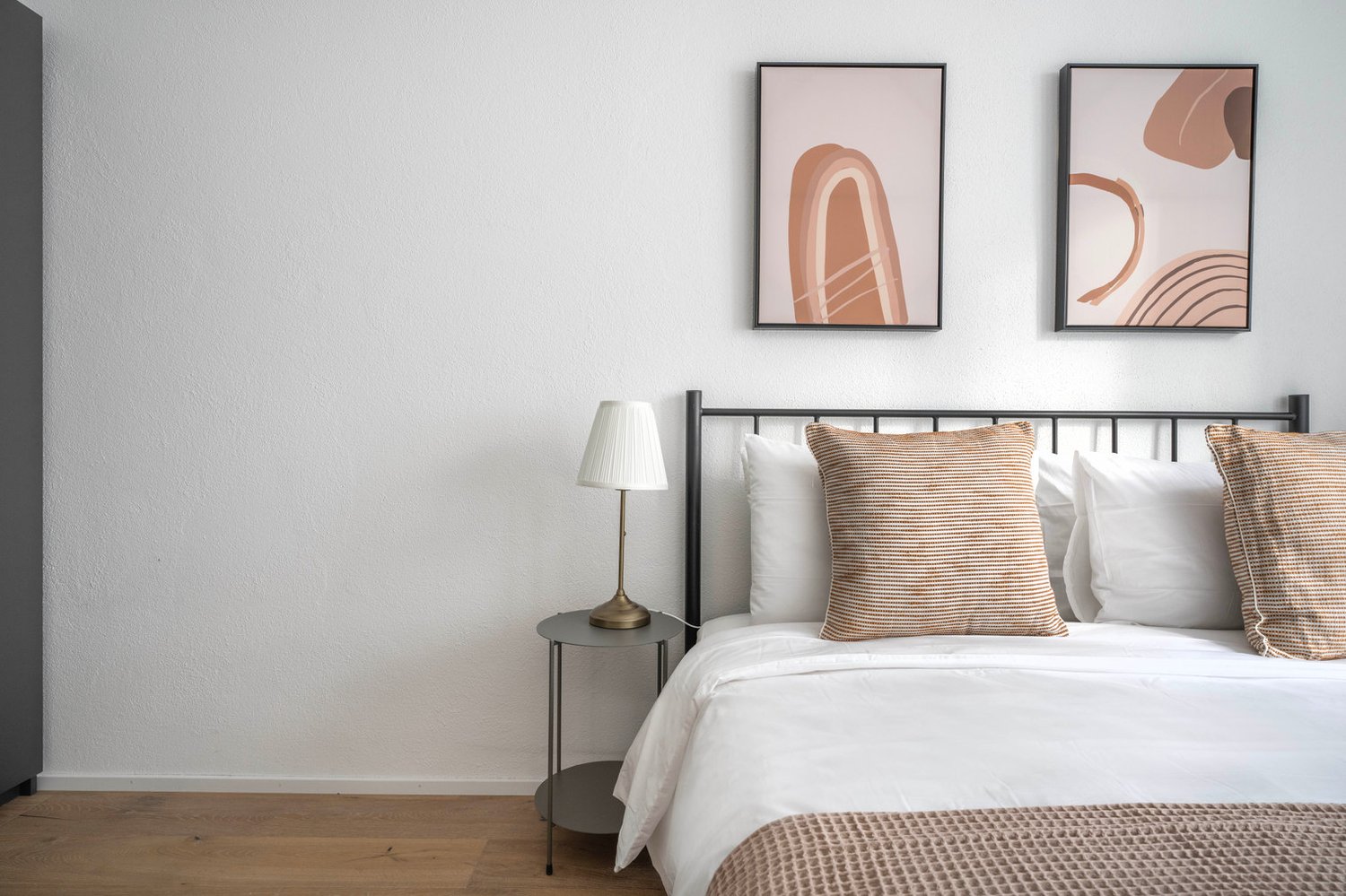 3 rooms furnished flat