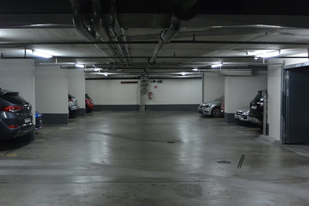 Posto auto interrato