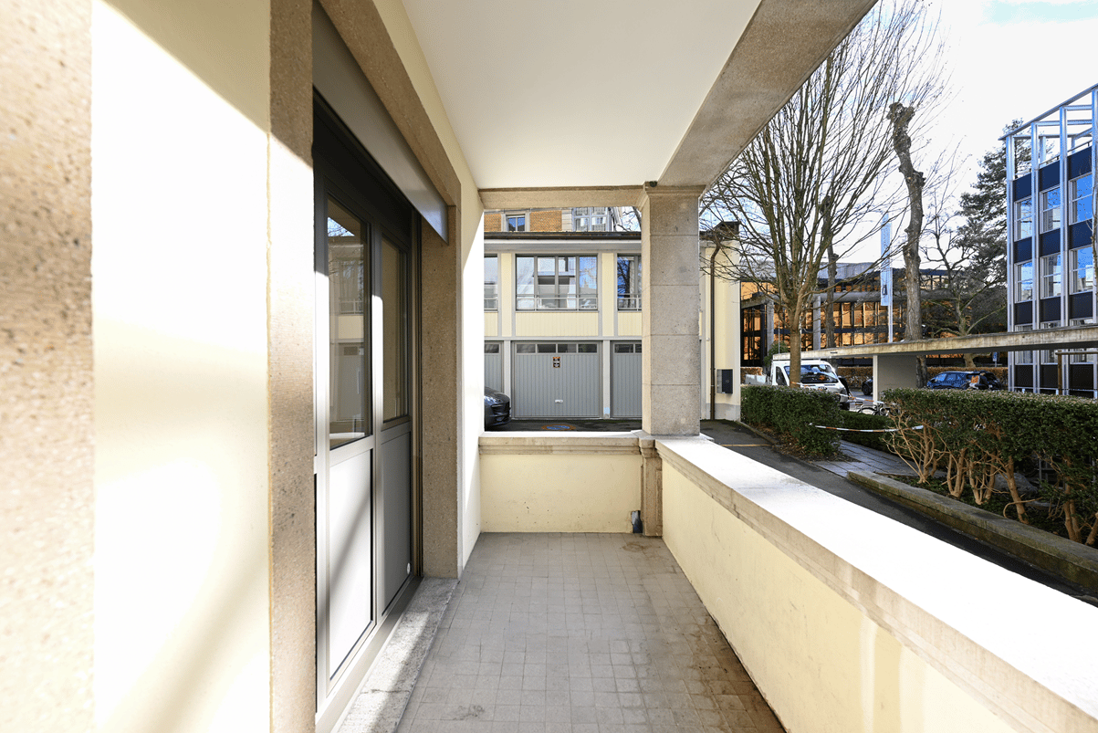 249m² commercial