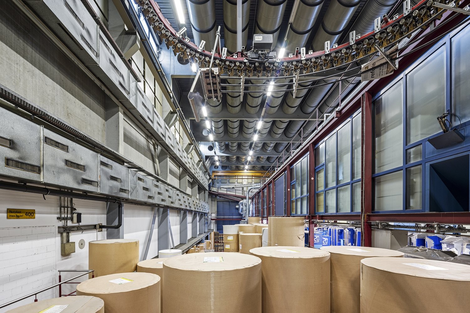 4630m² storage room