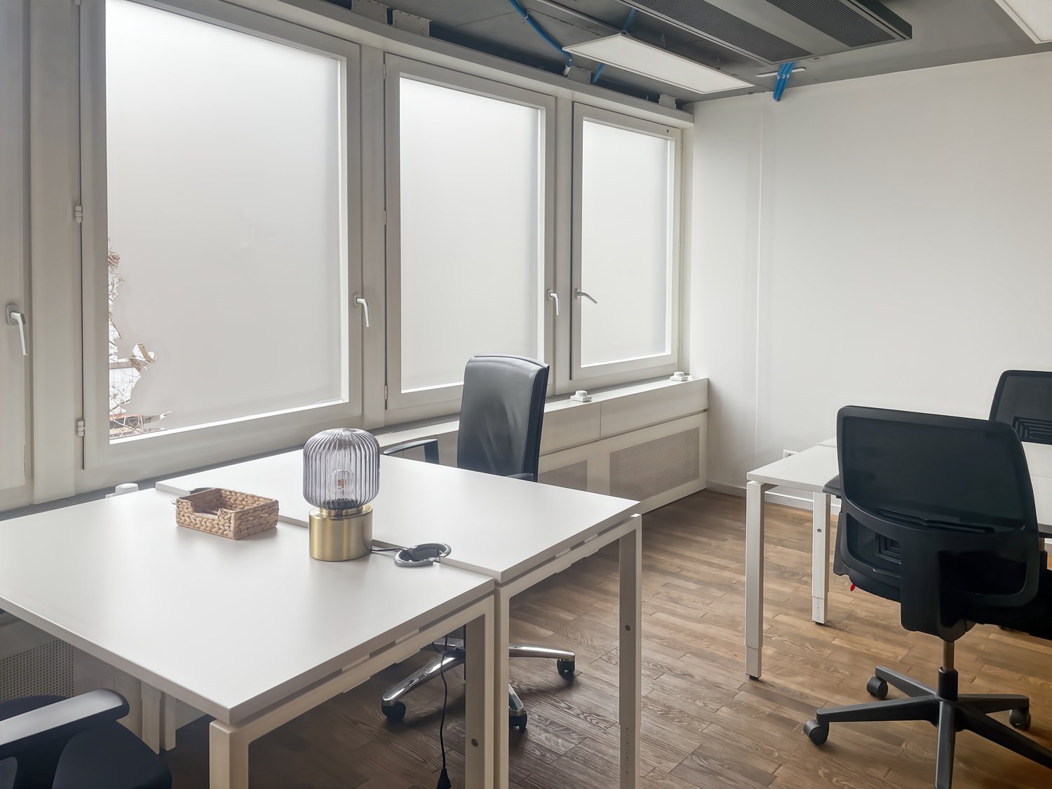 10m² office