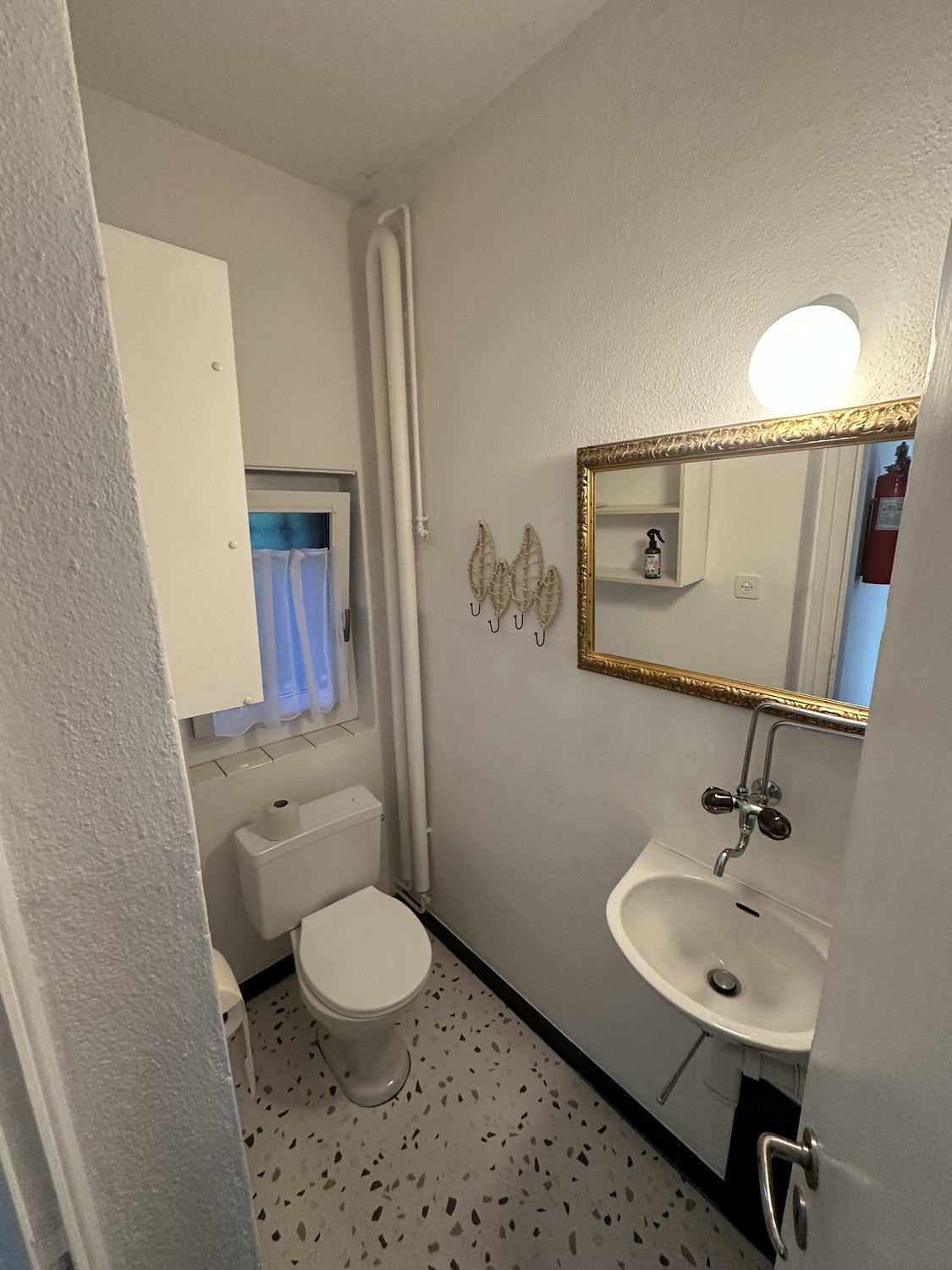 30m² commercial
