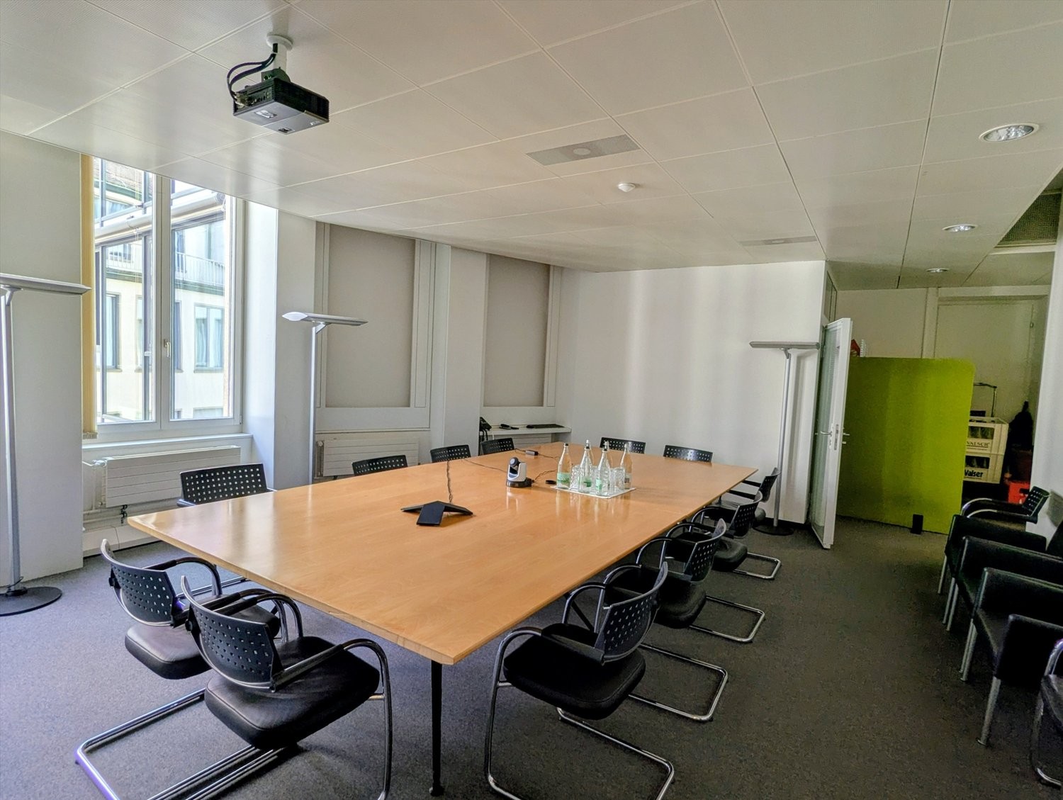194m² office