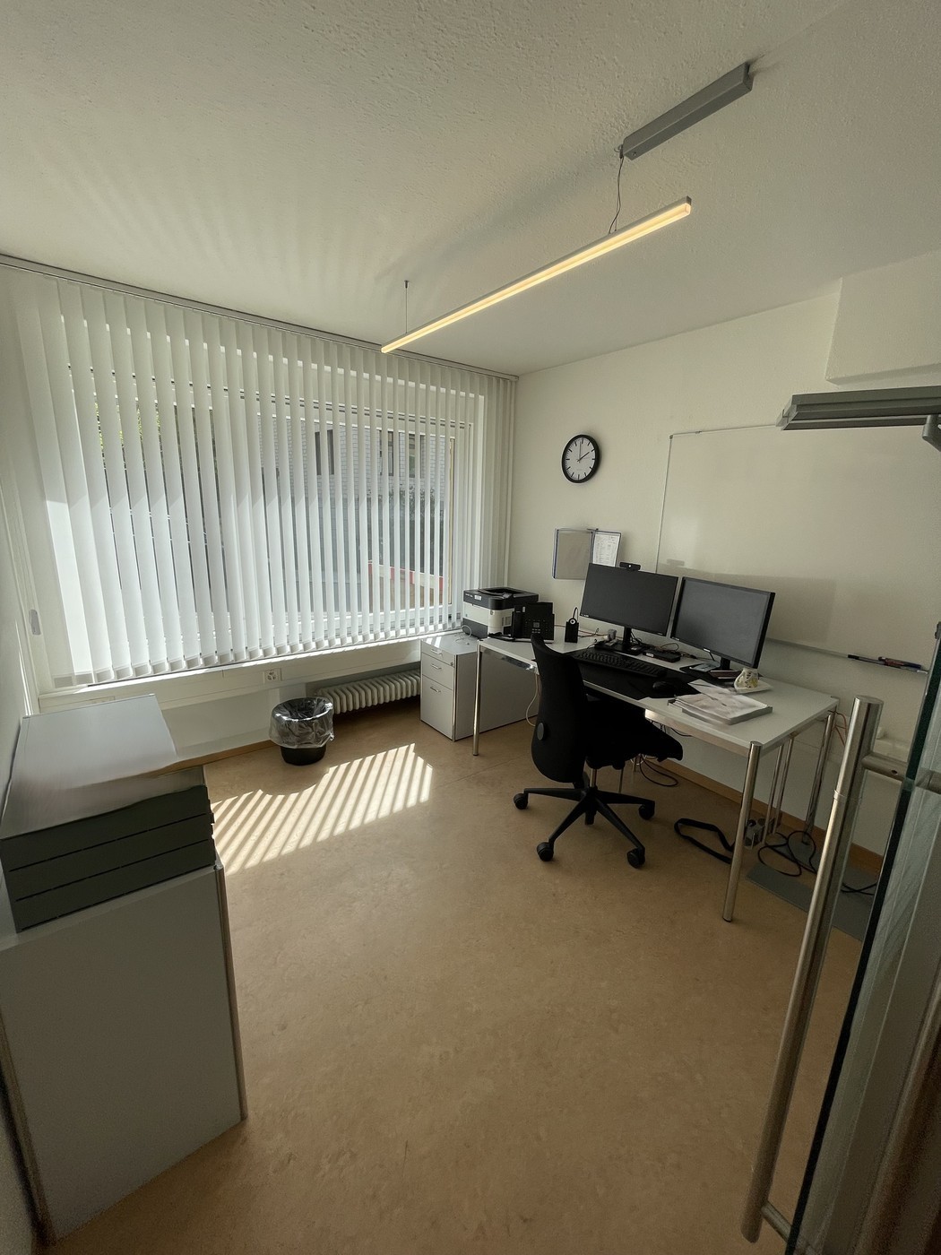112m² office