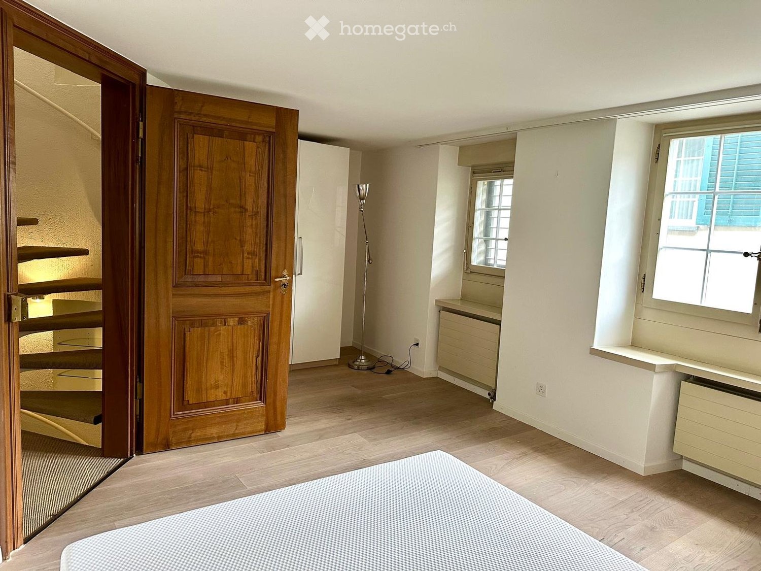 1 room single room