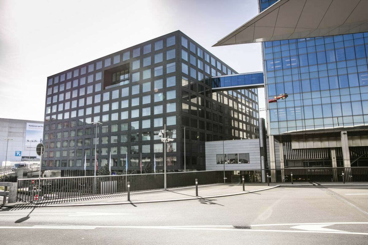 28m² office