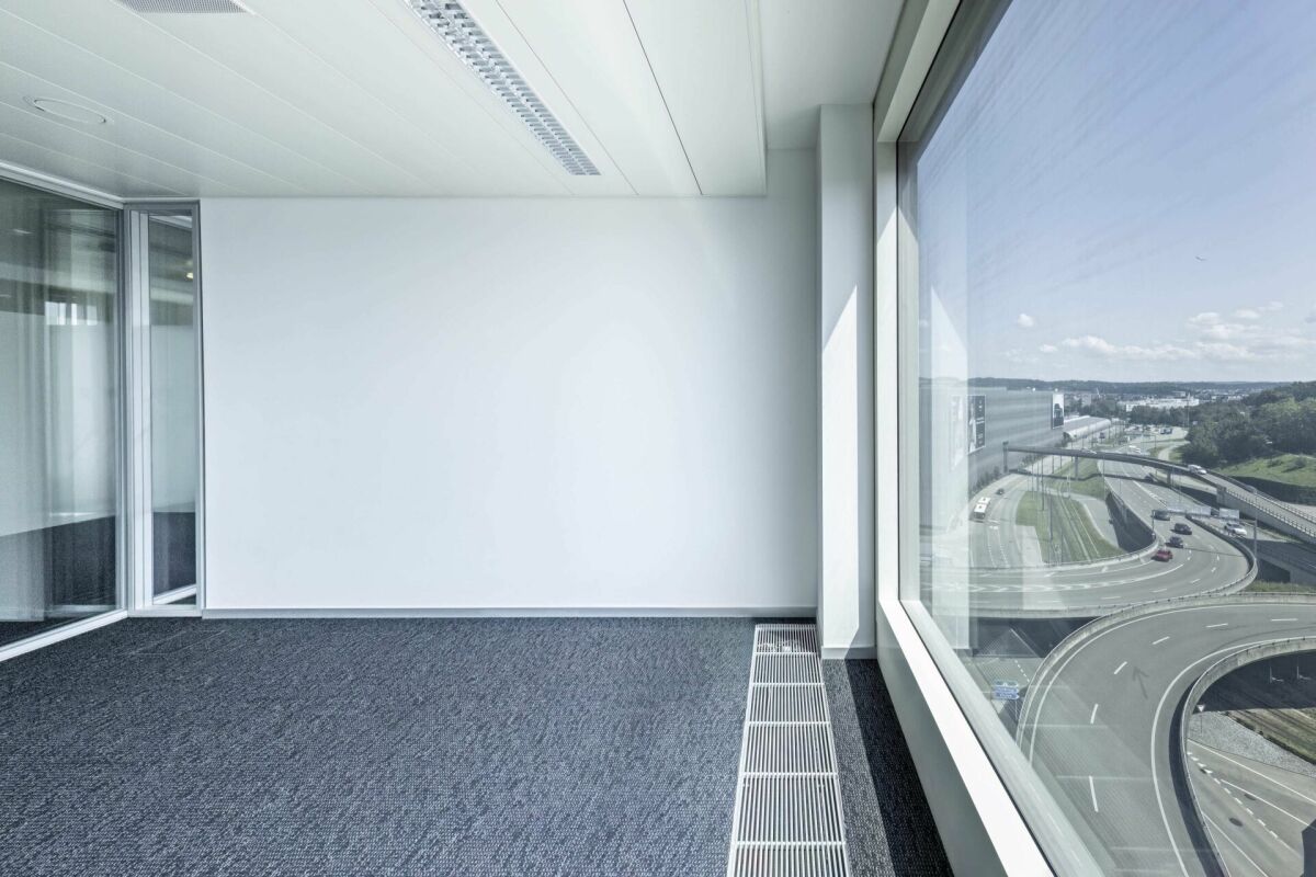 28m² office
