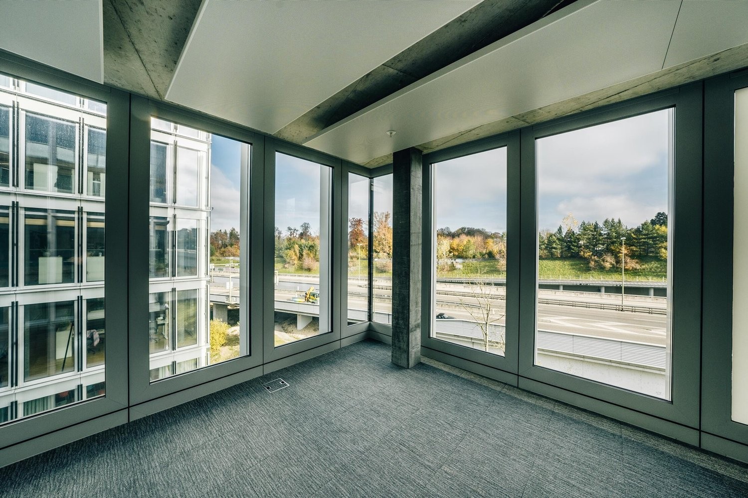 460m² commercial