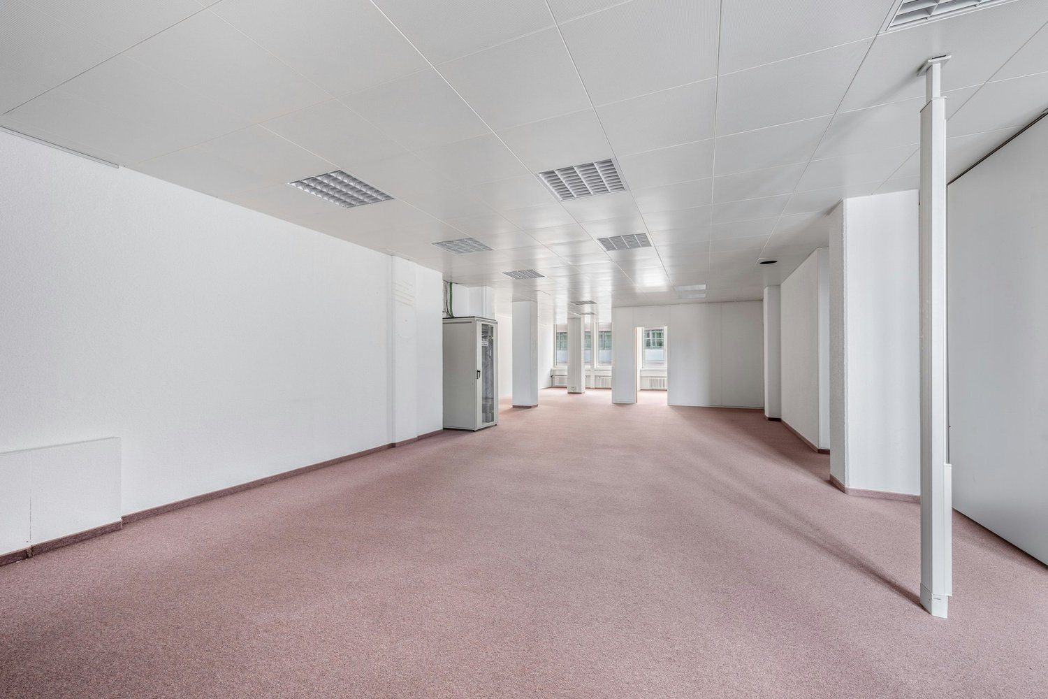291m² commercial