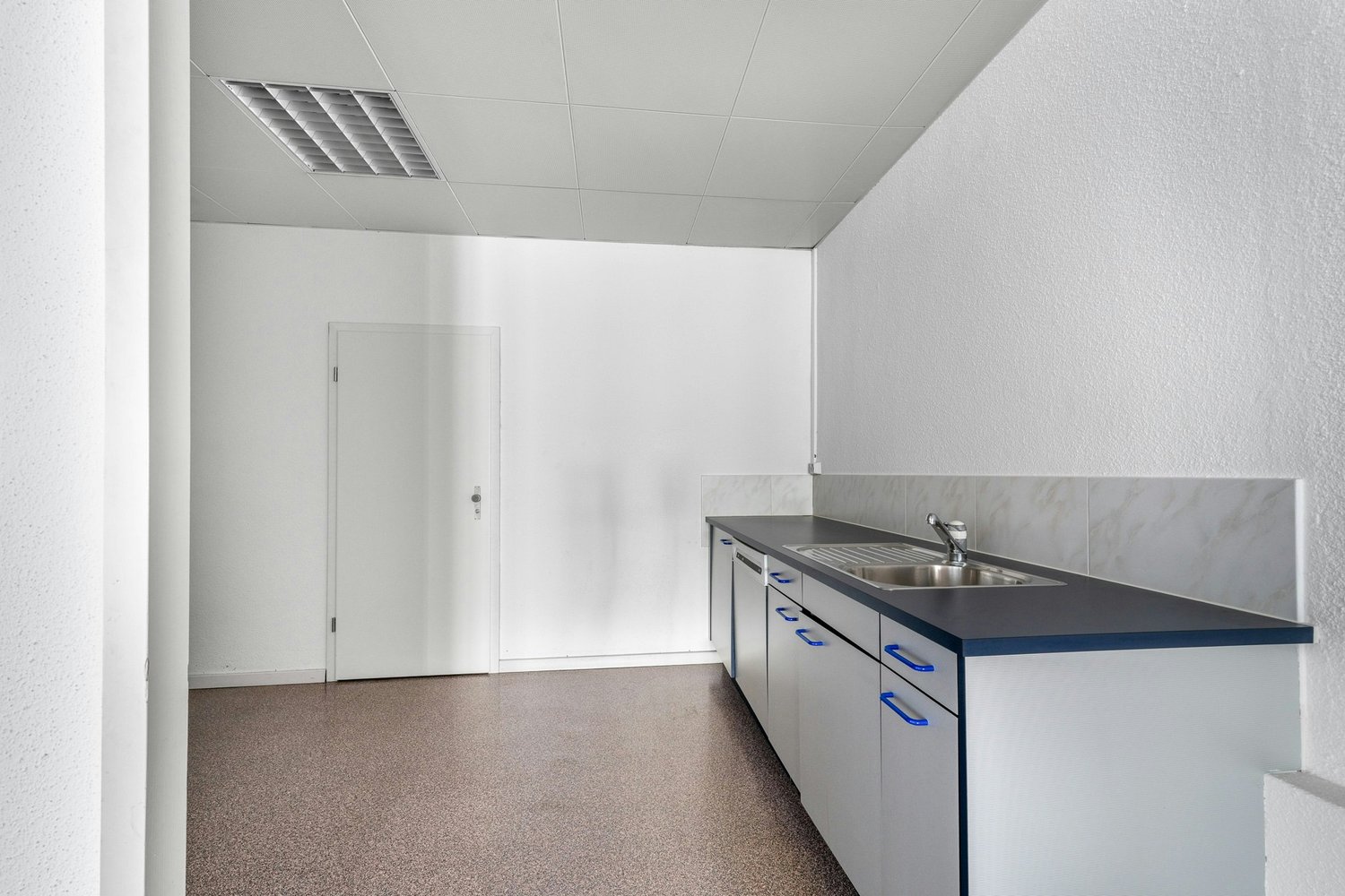 291m² commercial