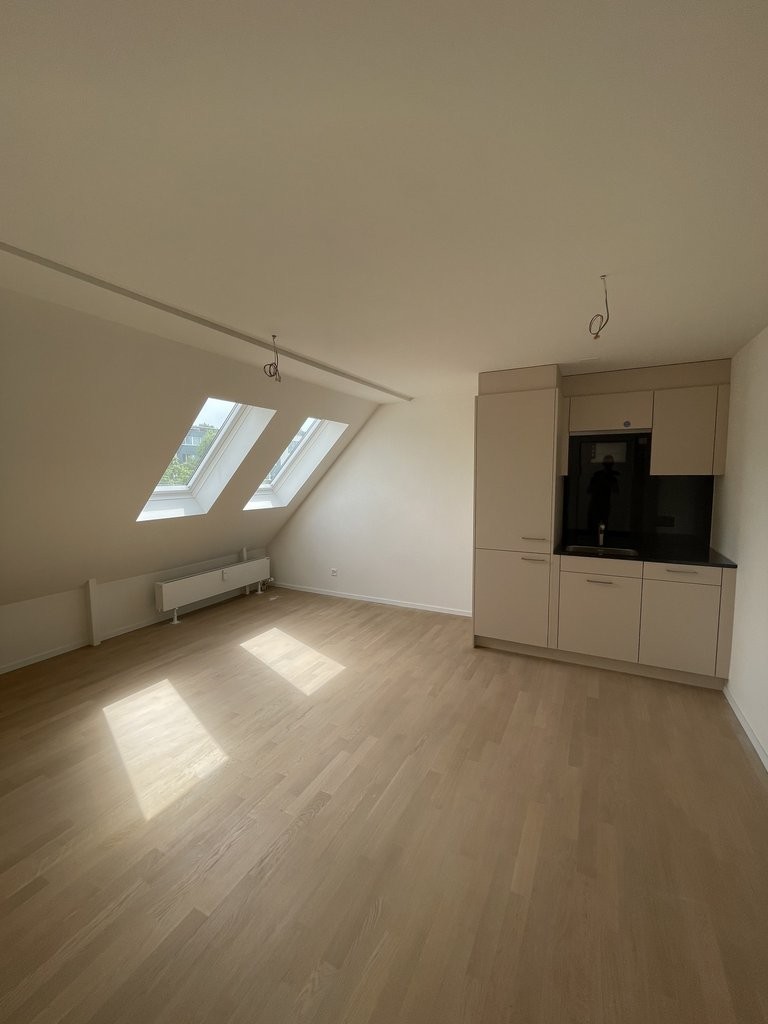 19m² commercial
