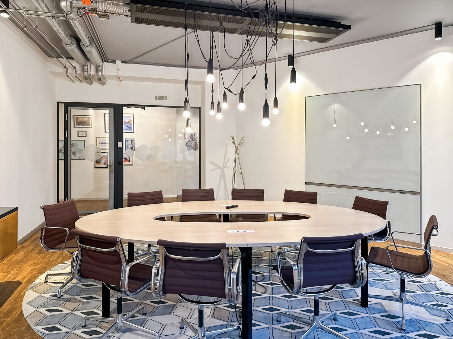50m² office